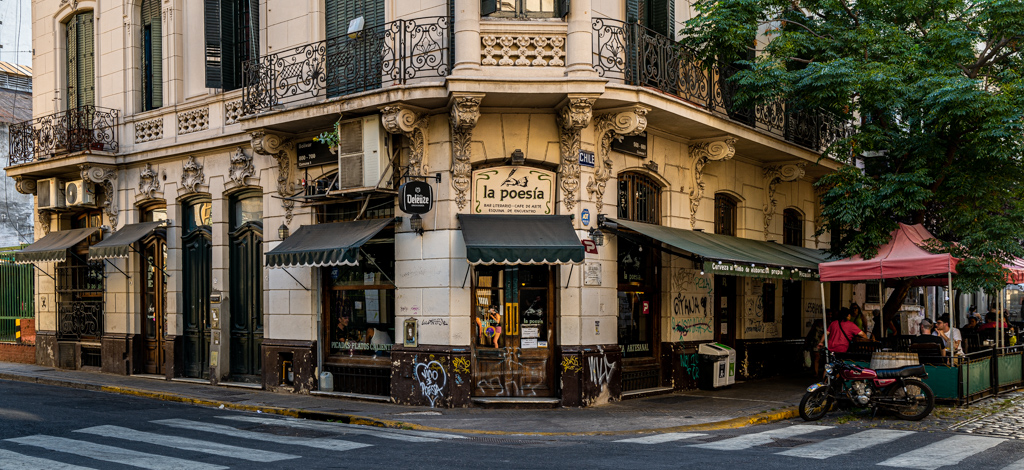 Café la poesía, San Telmo