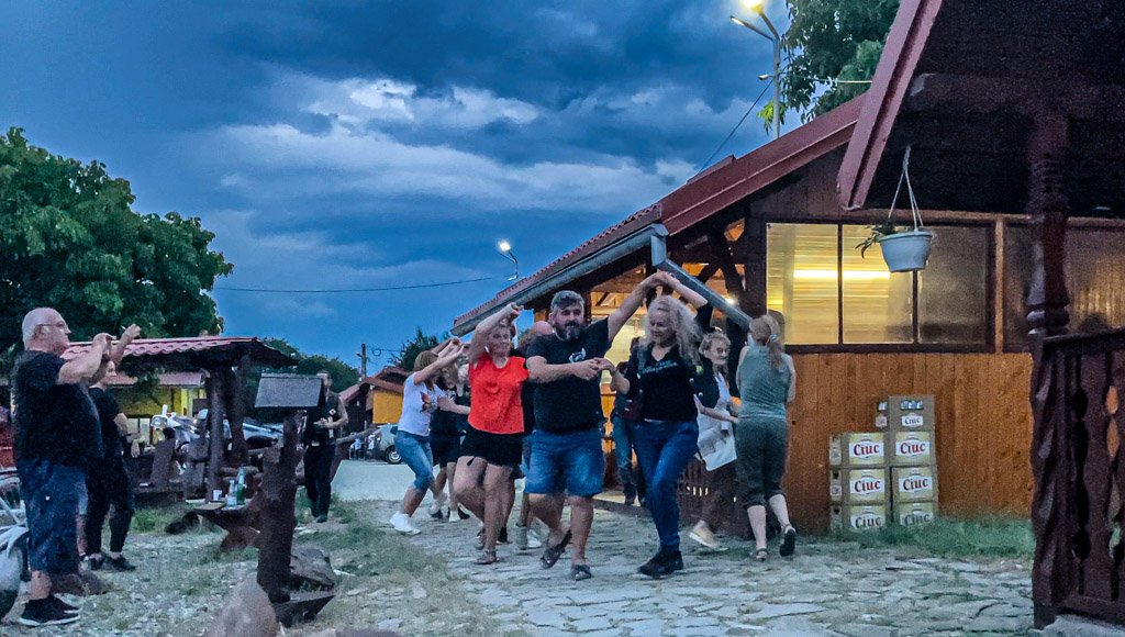 Folklore auf dem Bikertreffen