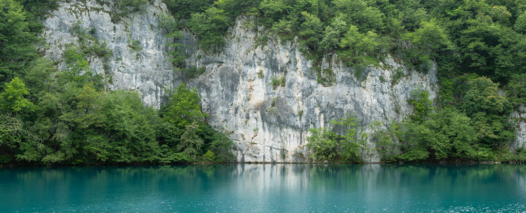 Kalkmassiv am Korana See