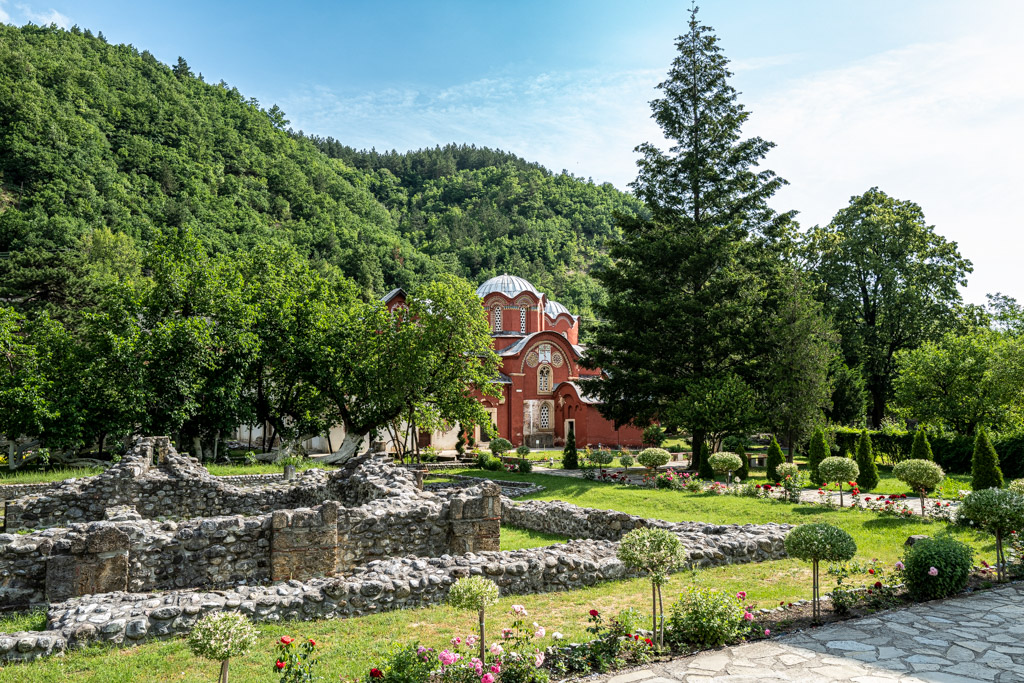 Klostergarten Peć, Kosovo