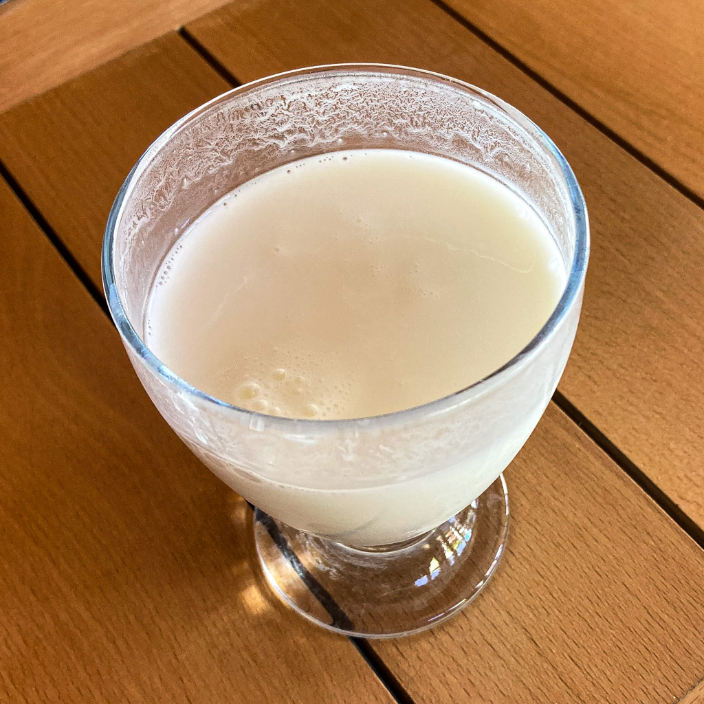 Zaubertrank aus Milch, Wasser und Salz