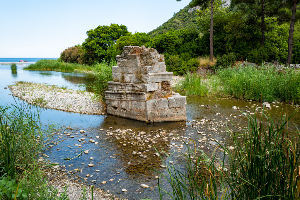 Brückenpfeiler, Ruinen von Olympos