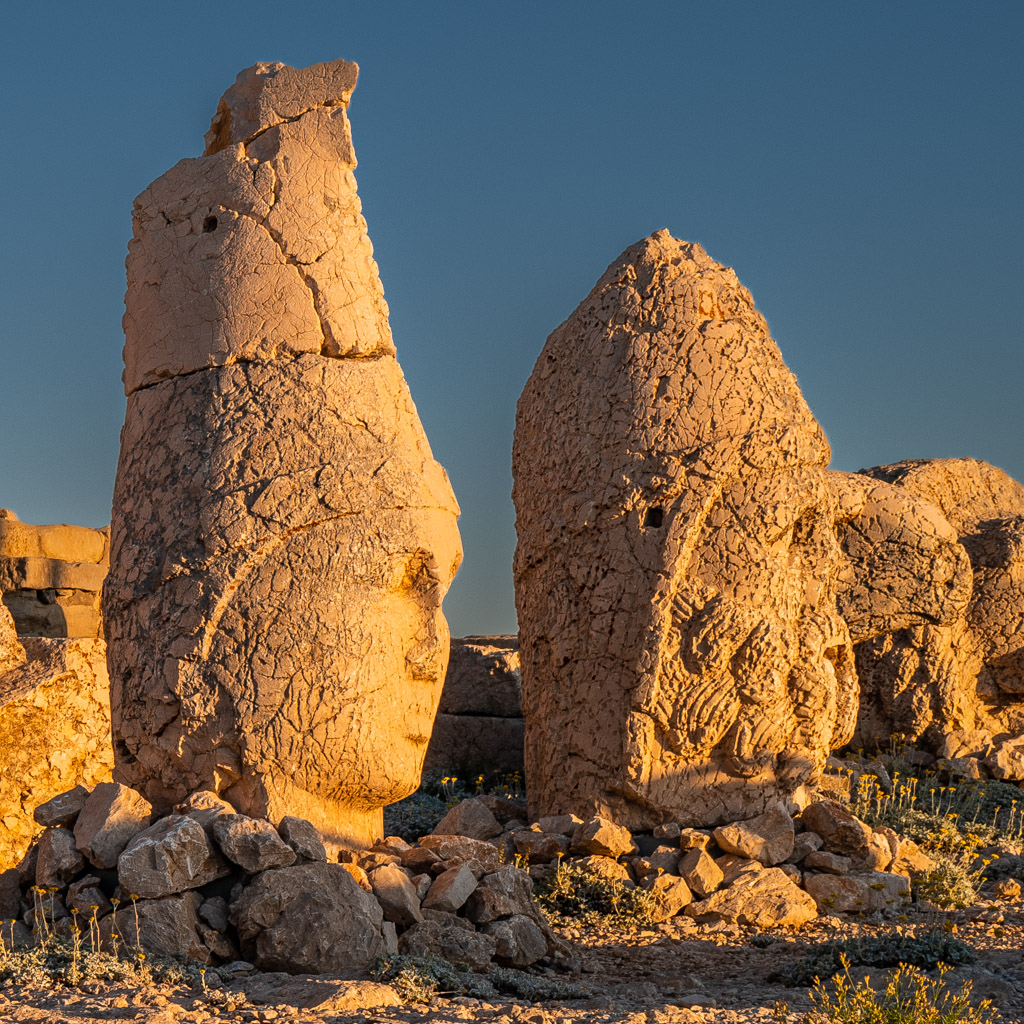 Nemrut Dağı, Apollon und Herakles