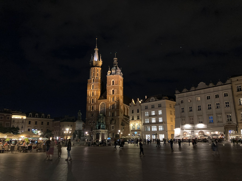 Marienkirche bei Nacht, Rynek Główny