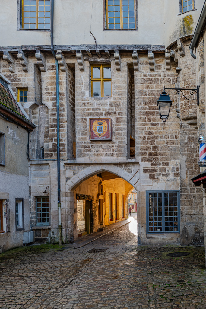 Porte Sauvigny, Semur-en-Auxois