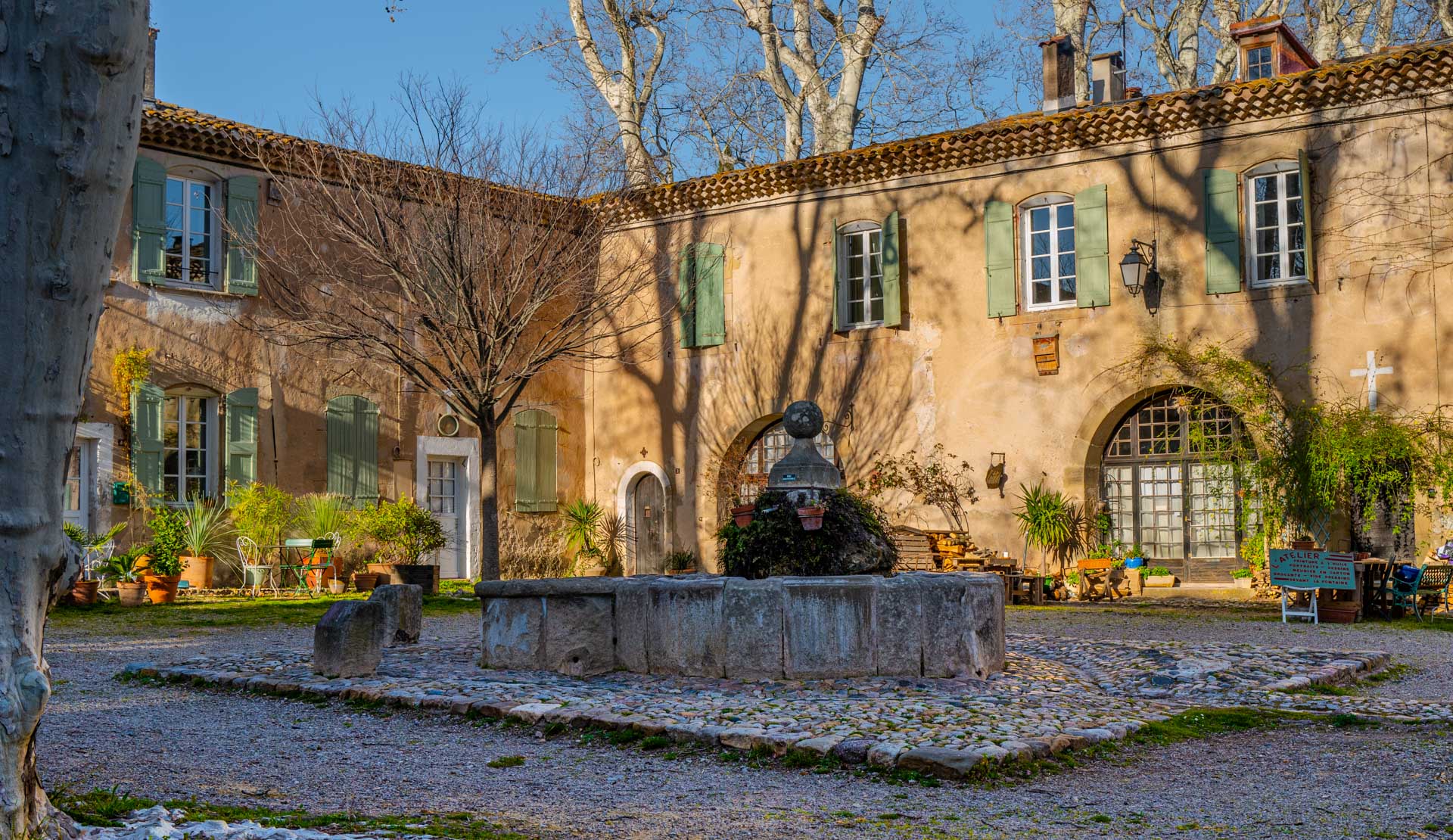 Brunnen in Villeneuvette, Herault