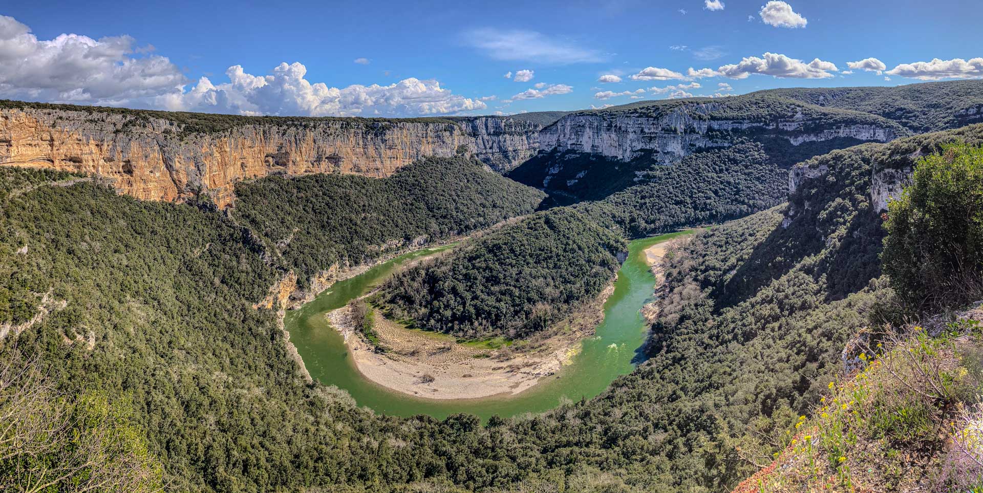 Perfekter Mäander, Ardèche