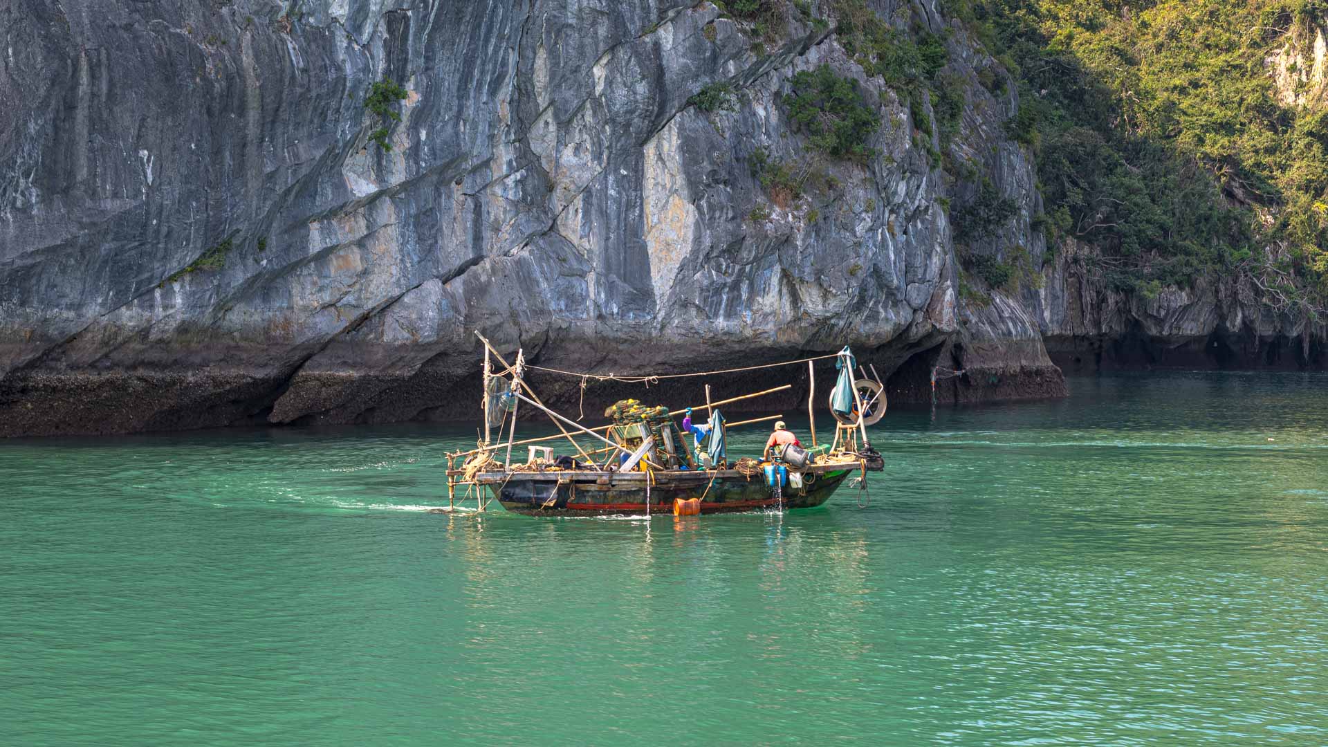 Fischer holt Netze ein