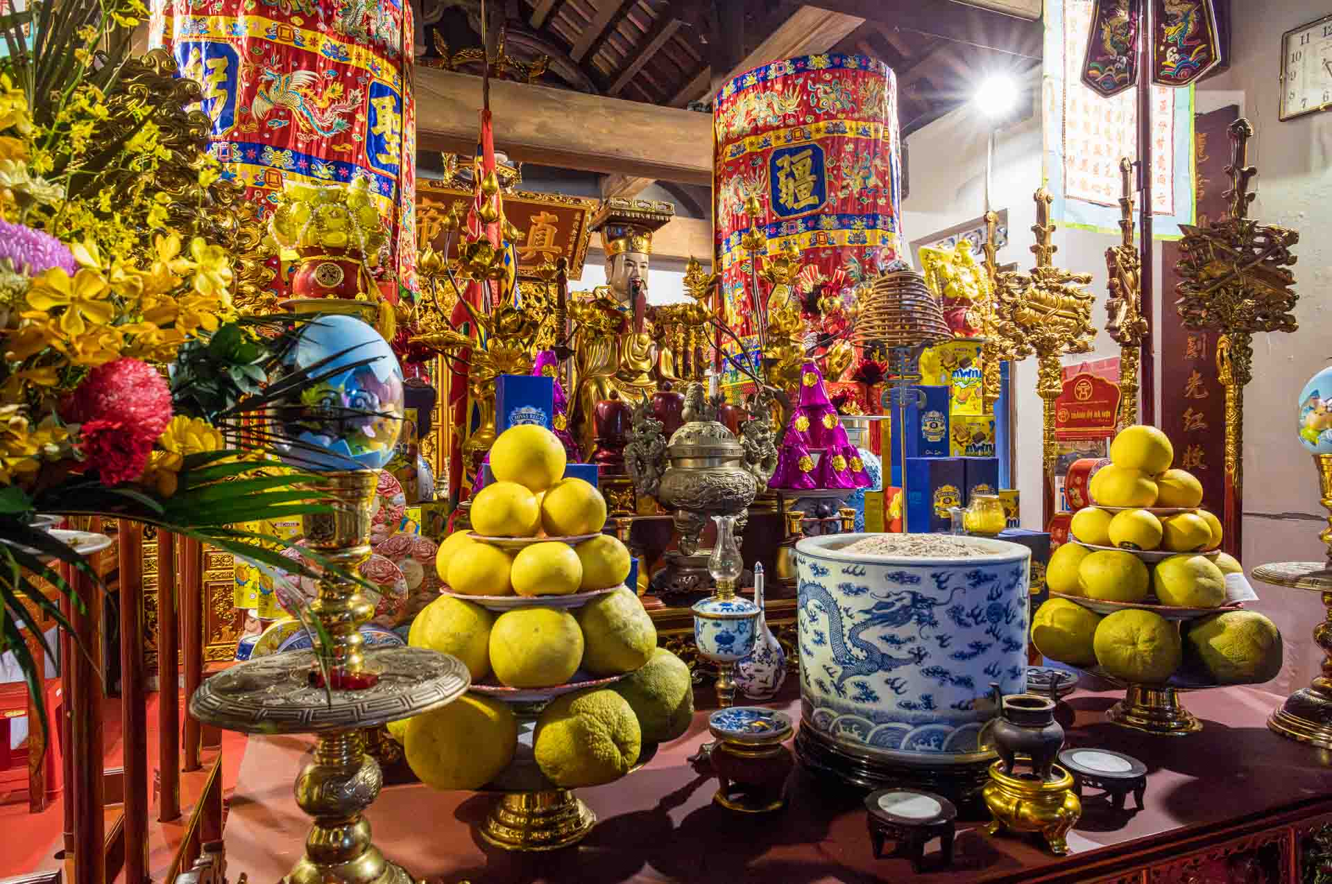 Đình Đông Thành Tempel, Altes Viertel