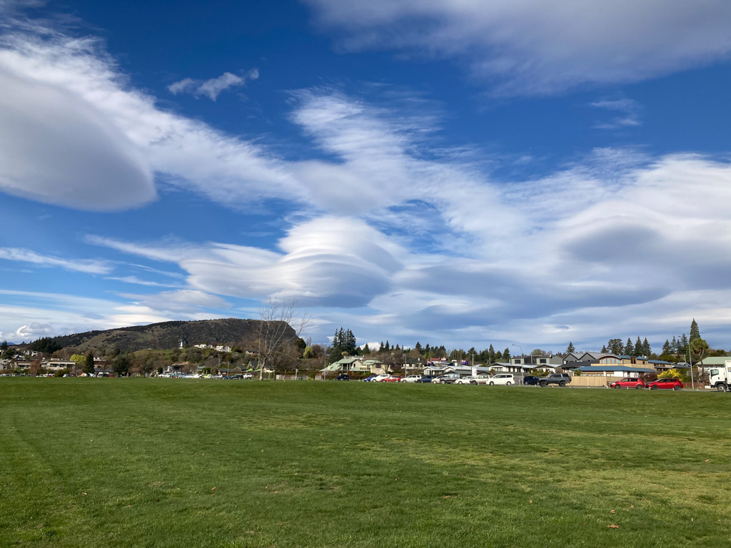 Mitochondrien-Wolken über Iron Hill, Wanaka