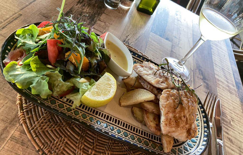 Pescado del día mit Limettensauce