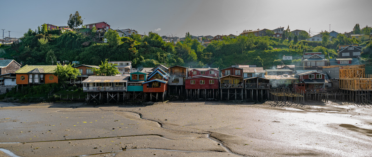 Palafitos am Rio la Chacra, Castro