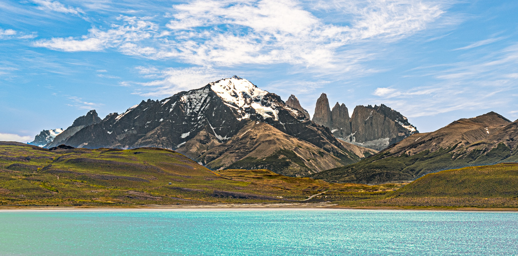 Laguna Amarga, Cerro Almirante, Los Torres del Paine