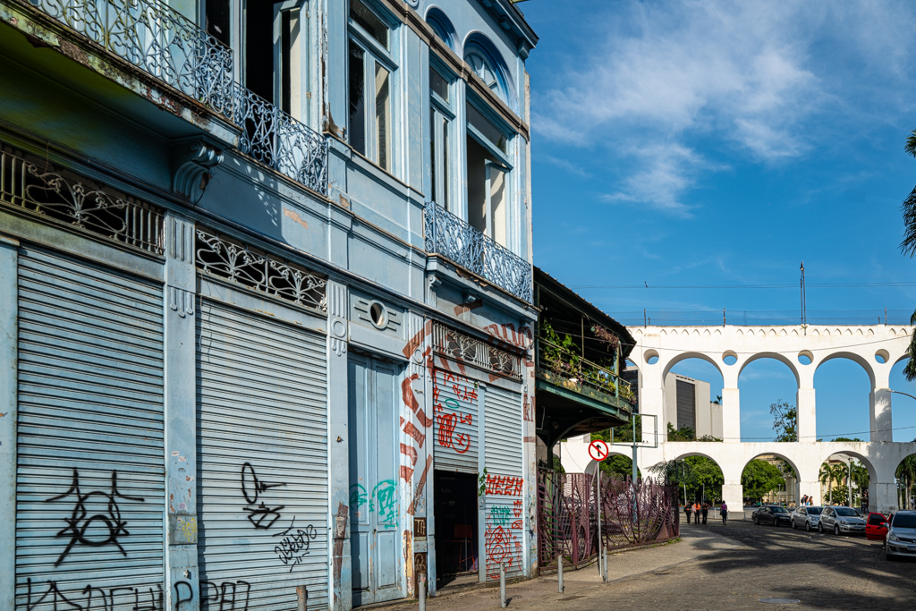 Fundição Progresso und Carioca Aqueduct, Rio de Janeiro