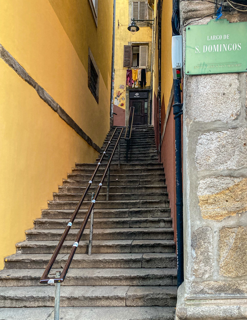Treppe zum Miradouro da Vitória