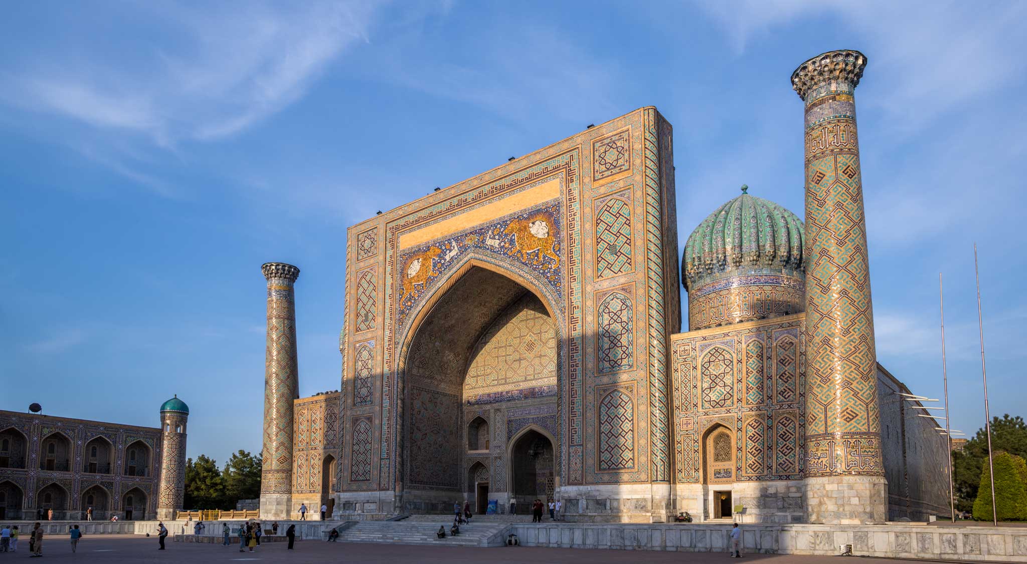 Medrese Schir-Dor