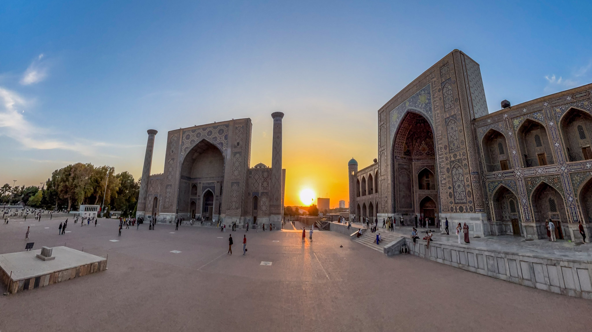 Abendsonne am Registan-Platz