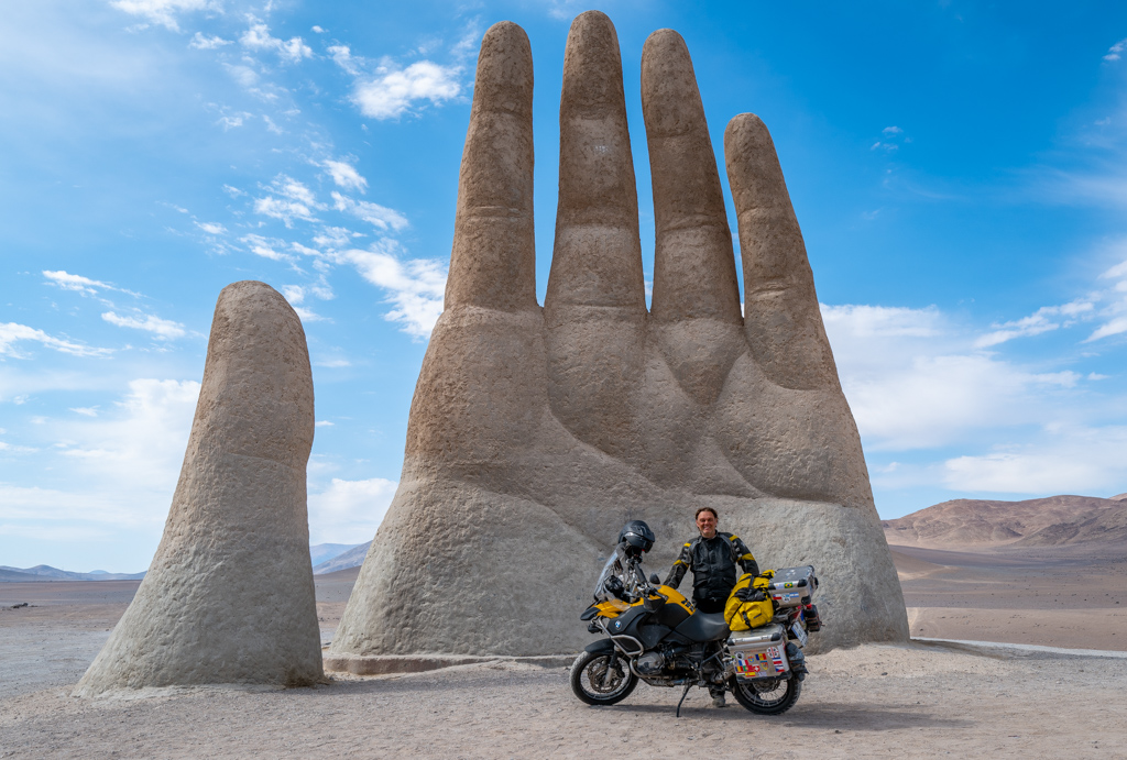 Mano del Desierto, Chile