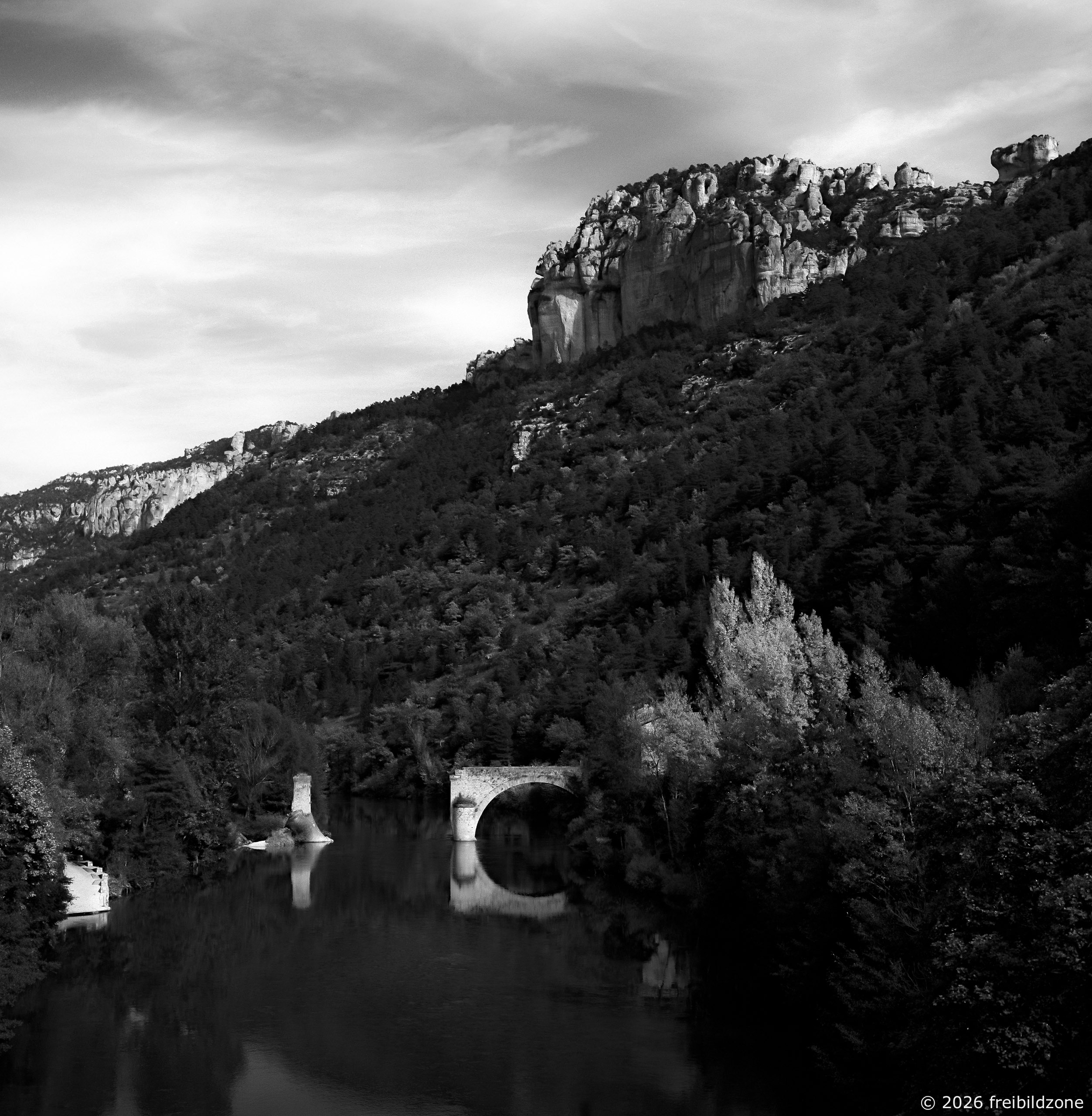 Pont coupé, Le Rozier, France