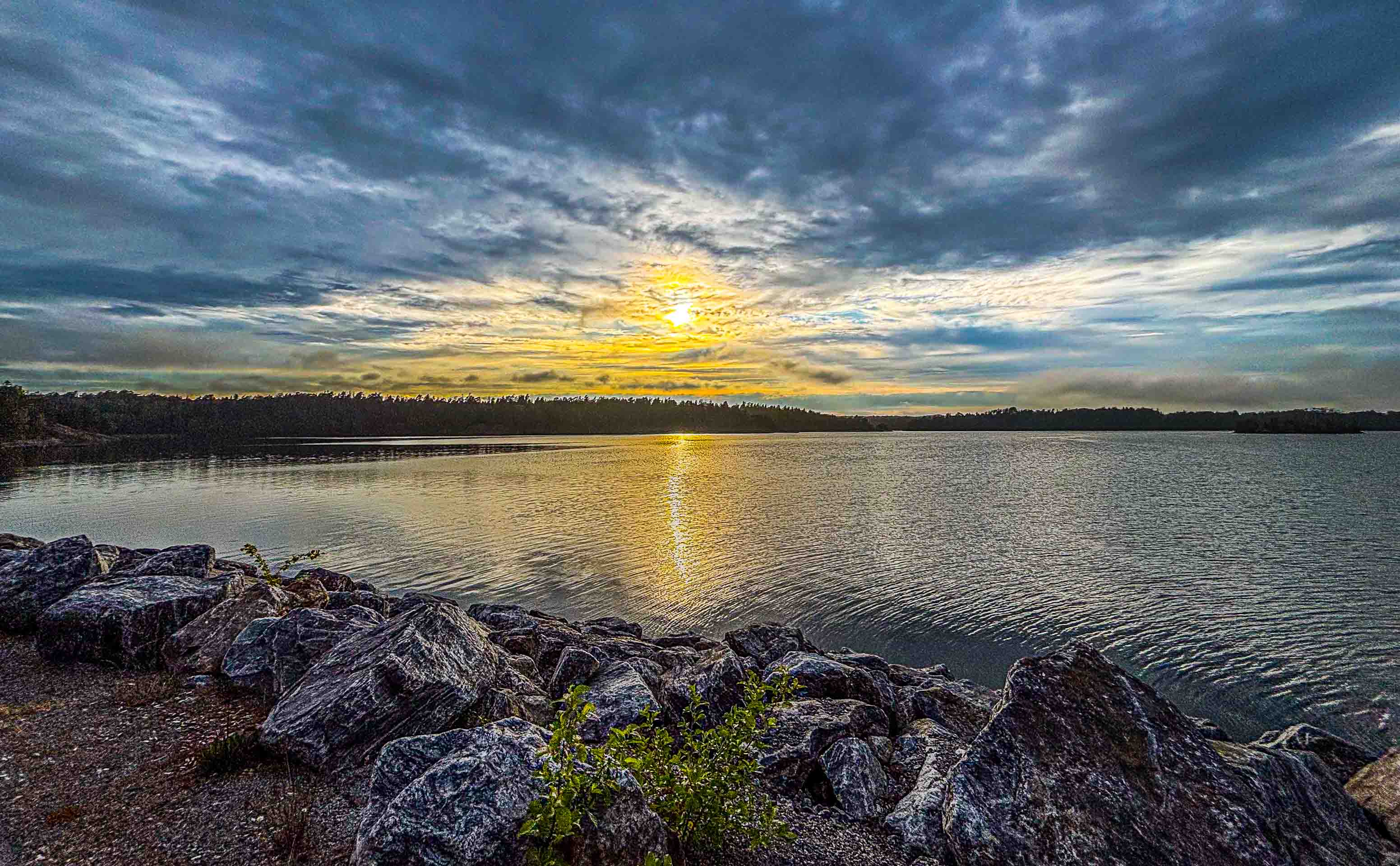 Sonnenuntergang im Hafen von Nynäshamn