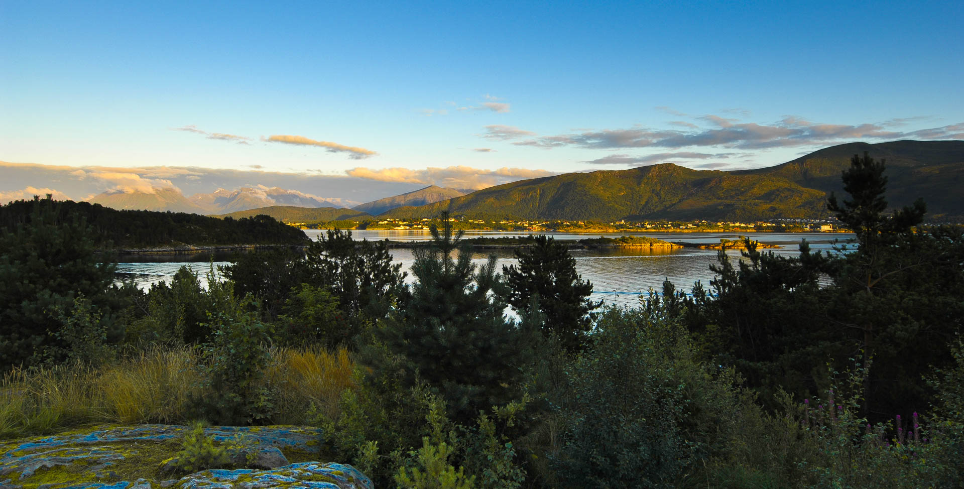 Sunny evening after rainy days in Ålesund.