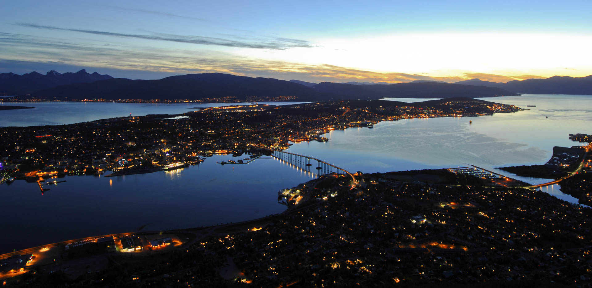 Tromsø at midnight, breathtaking view from Storsteinen mountain (Fjellheisen).