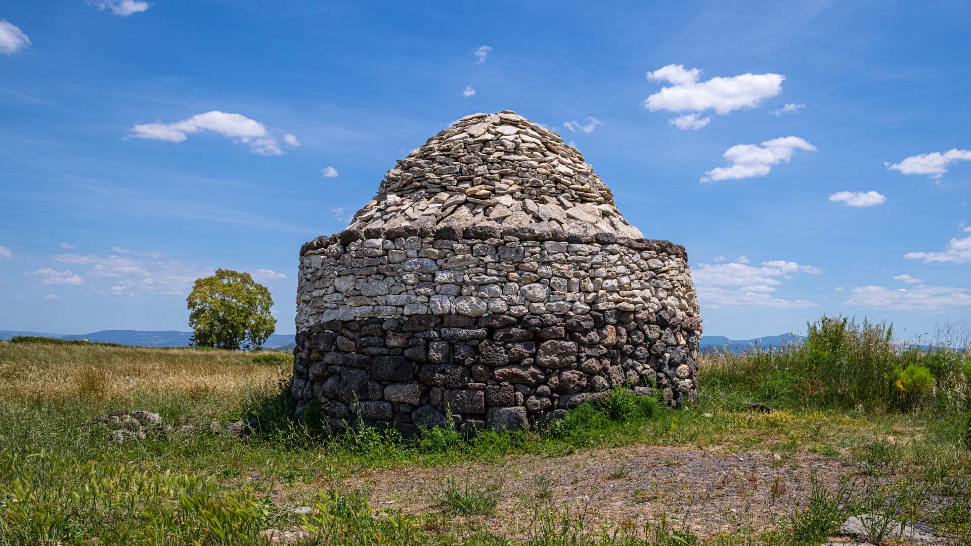 Nebengebäude von Santu Antine