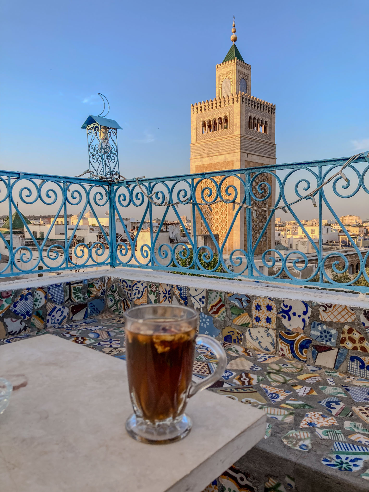 Thé à la Menthe und die Ez-Zitouna-Moschee