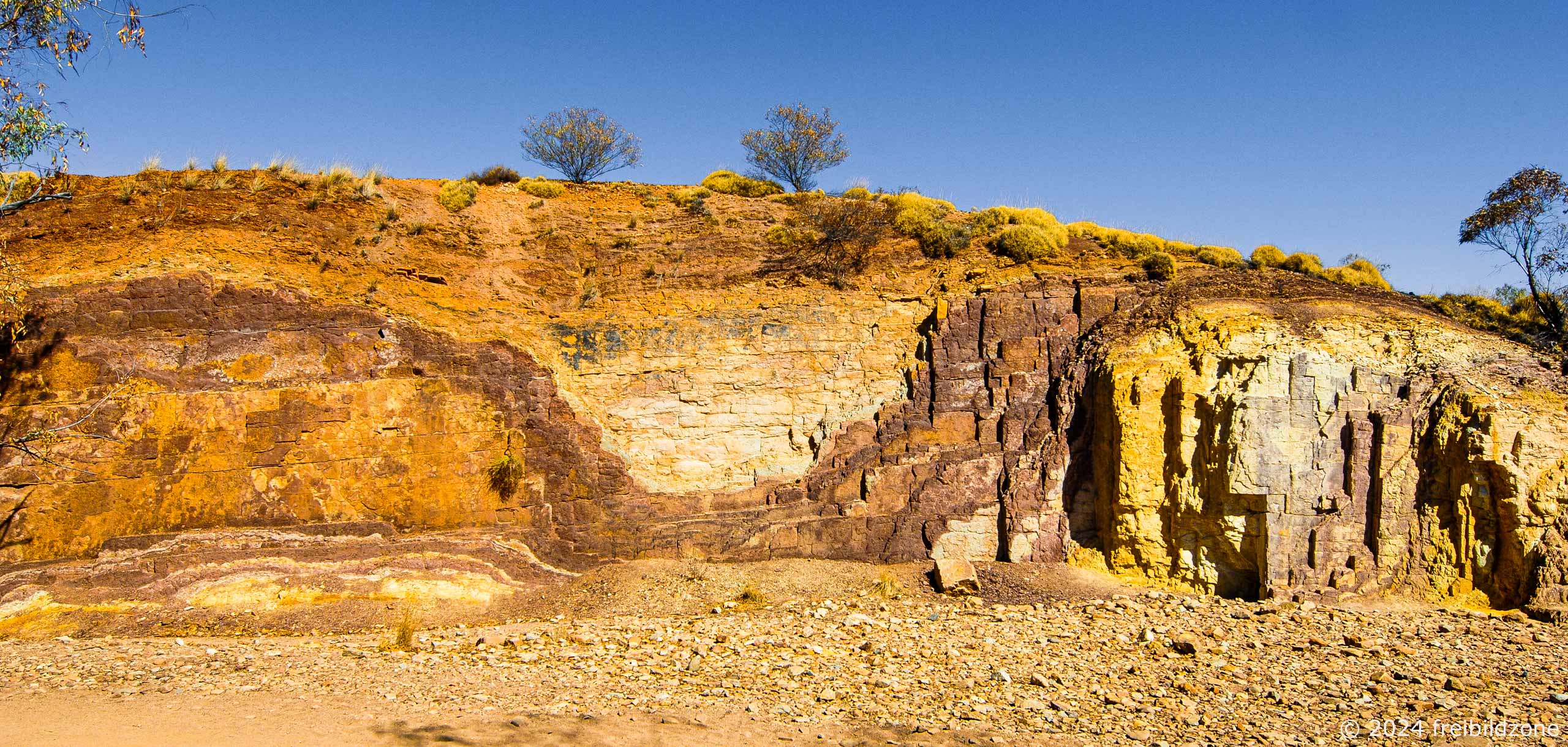 Orchre Pits, Australia
