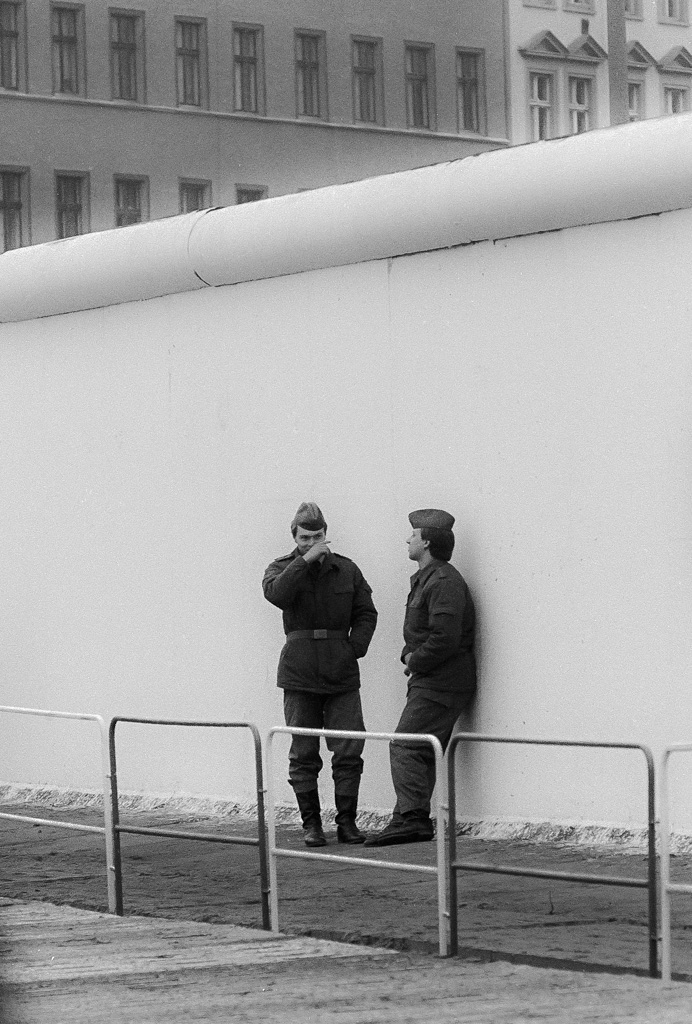 Öffnung an der Bernauer Straße am 10./11. November