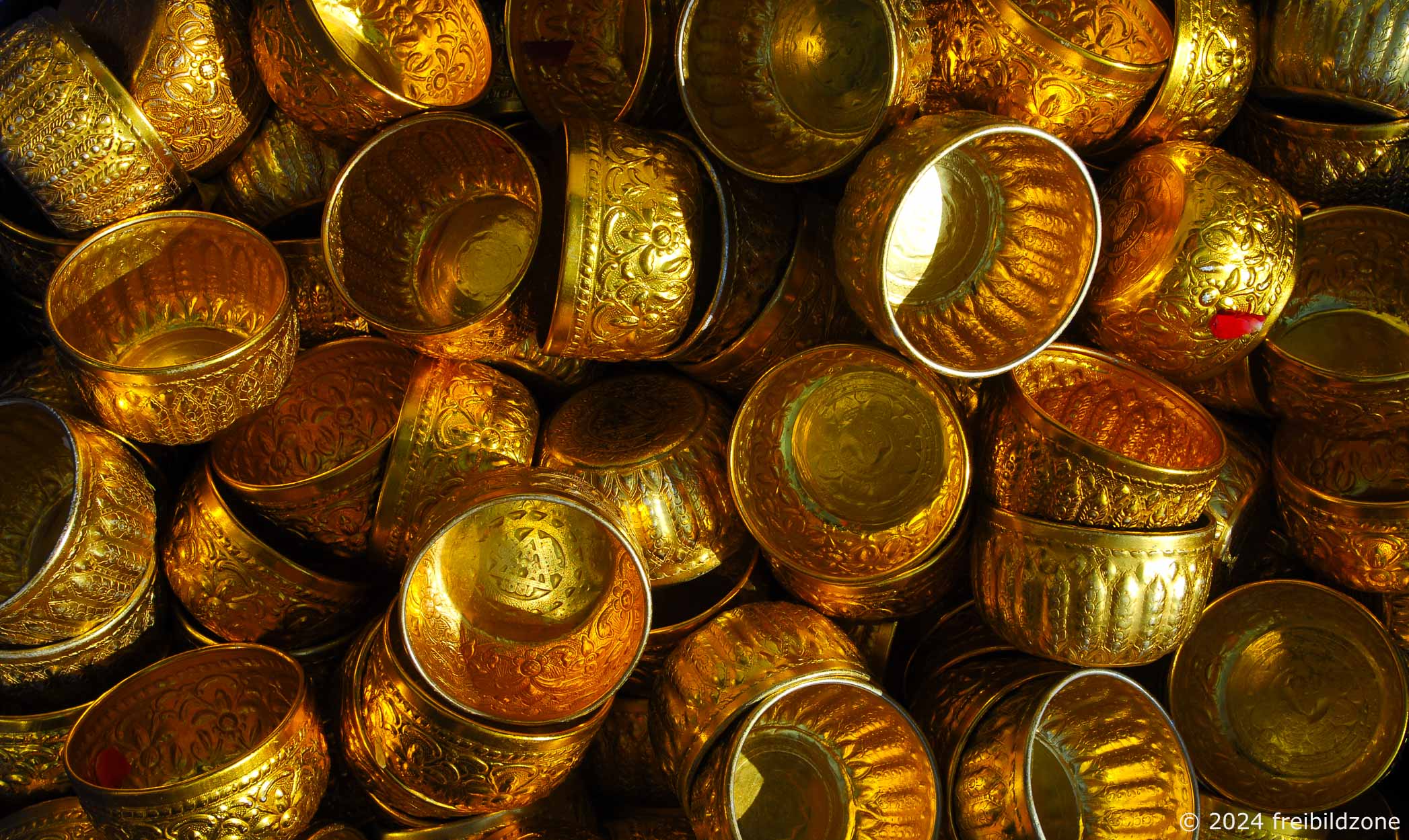 Scoop bowls for water offerings, Wat Pho, Bangkok