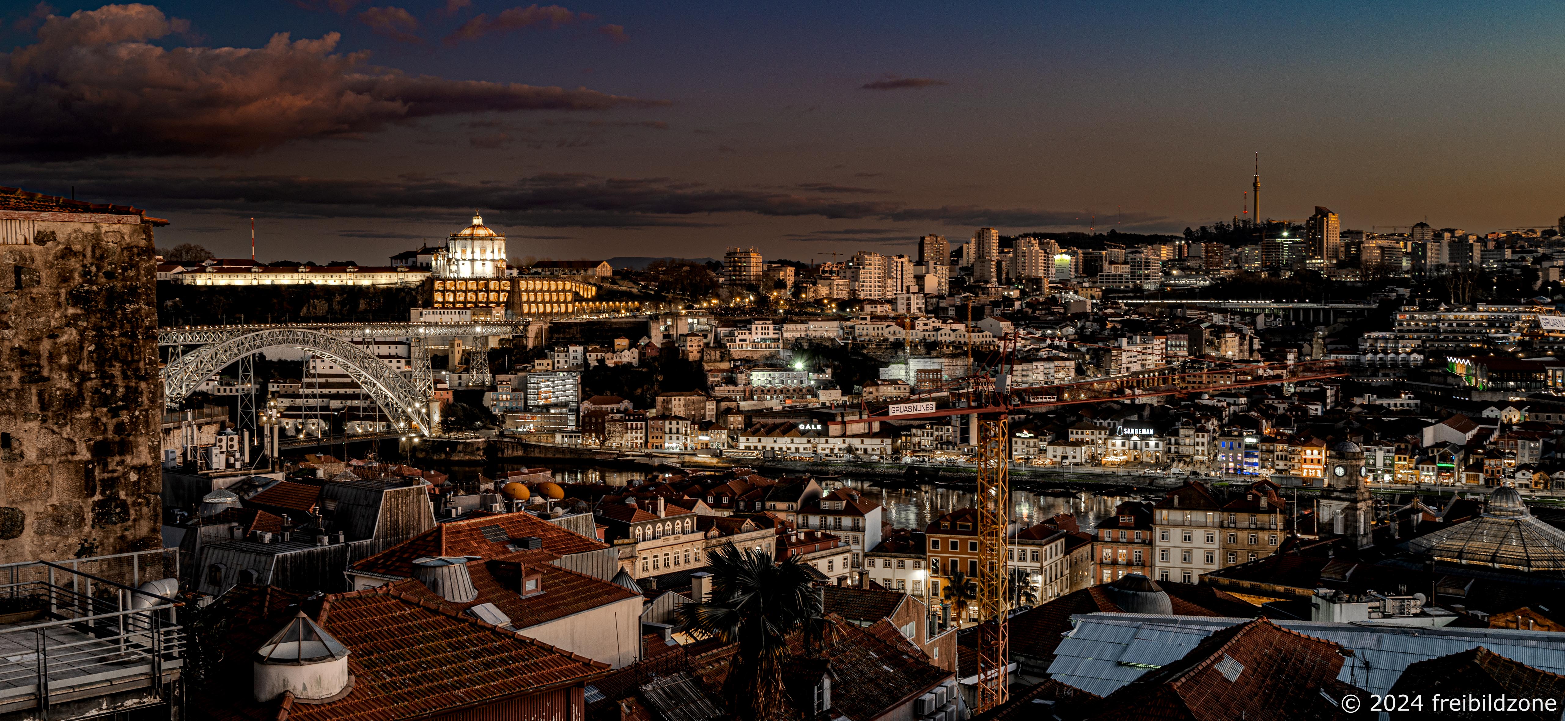 Midnight in Porto