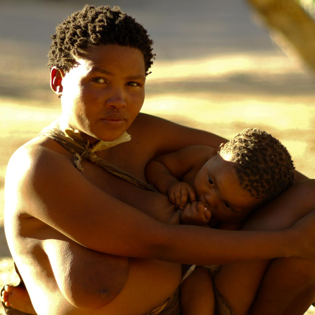 San woman and her son, Erongo, Namibia
