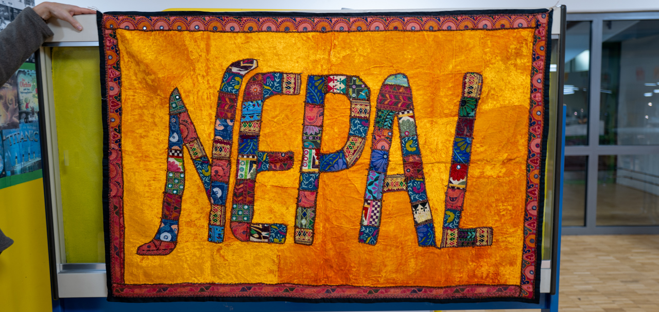 Nepaltage fallen aus