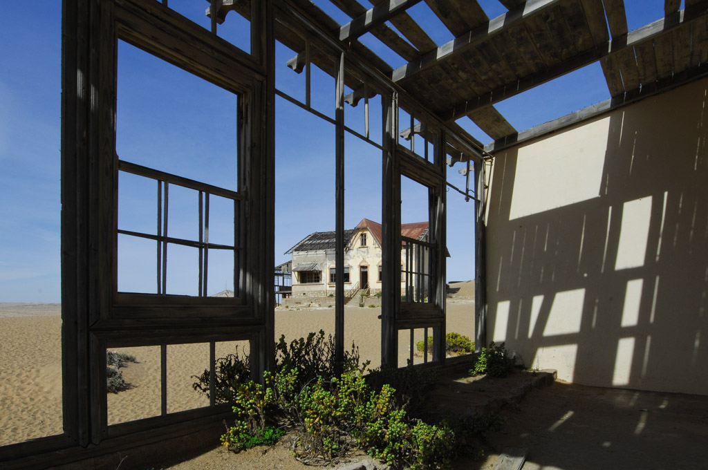 Kolmanskop, Blick aus dem Haus des Minenverwalters
