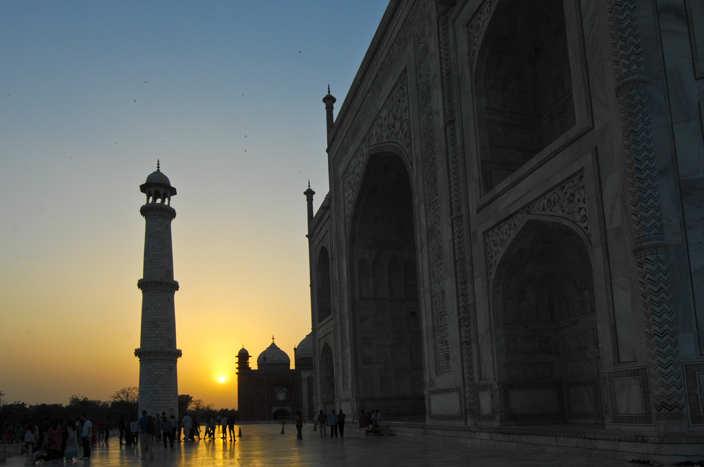 Sunset at Taj Mahal, Agra, Uttar Pradesh