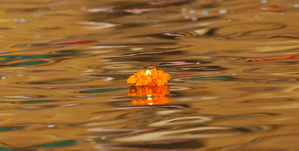 Offerings, Varanasi, Uttar Pradesh