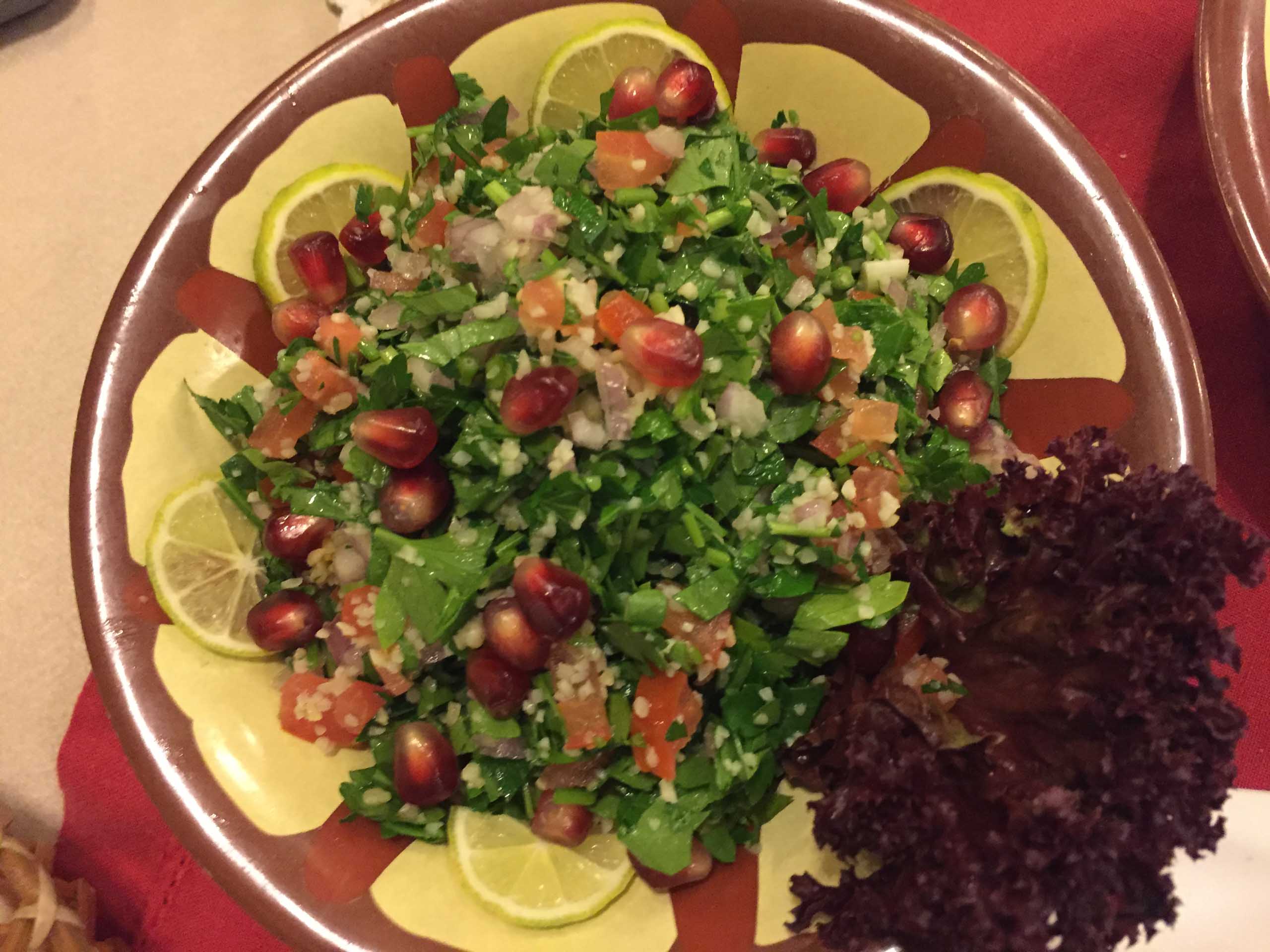 Salat mit Granatapfelkernen