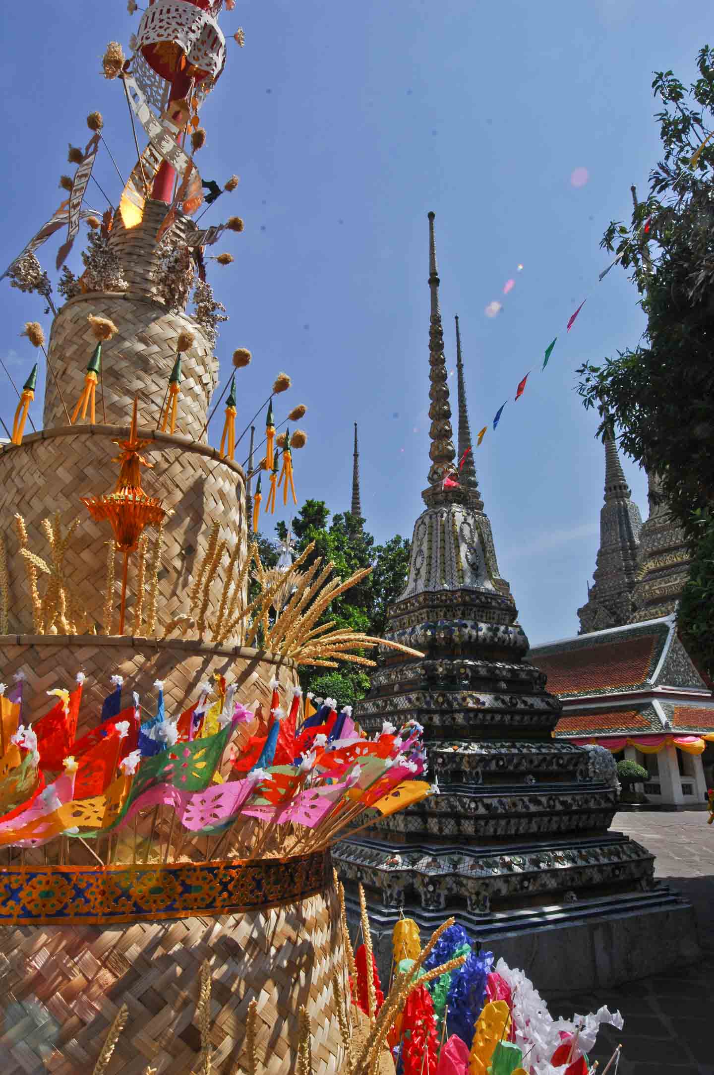 Songkran, sand pyramid, at Wat Pho, Bangkok