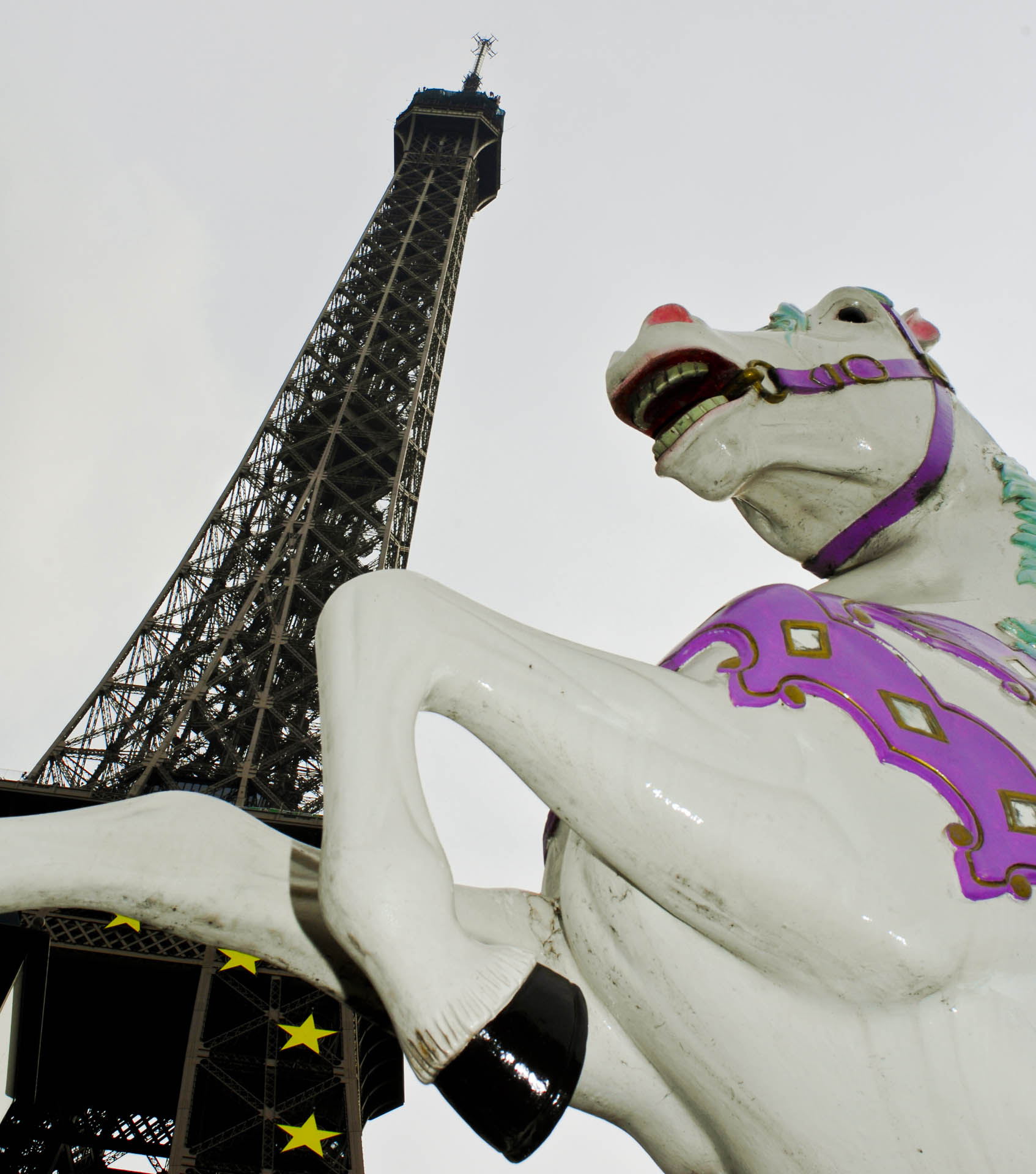 Eiffelturm am Europatag in Paris 2008