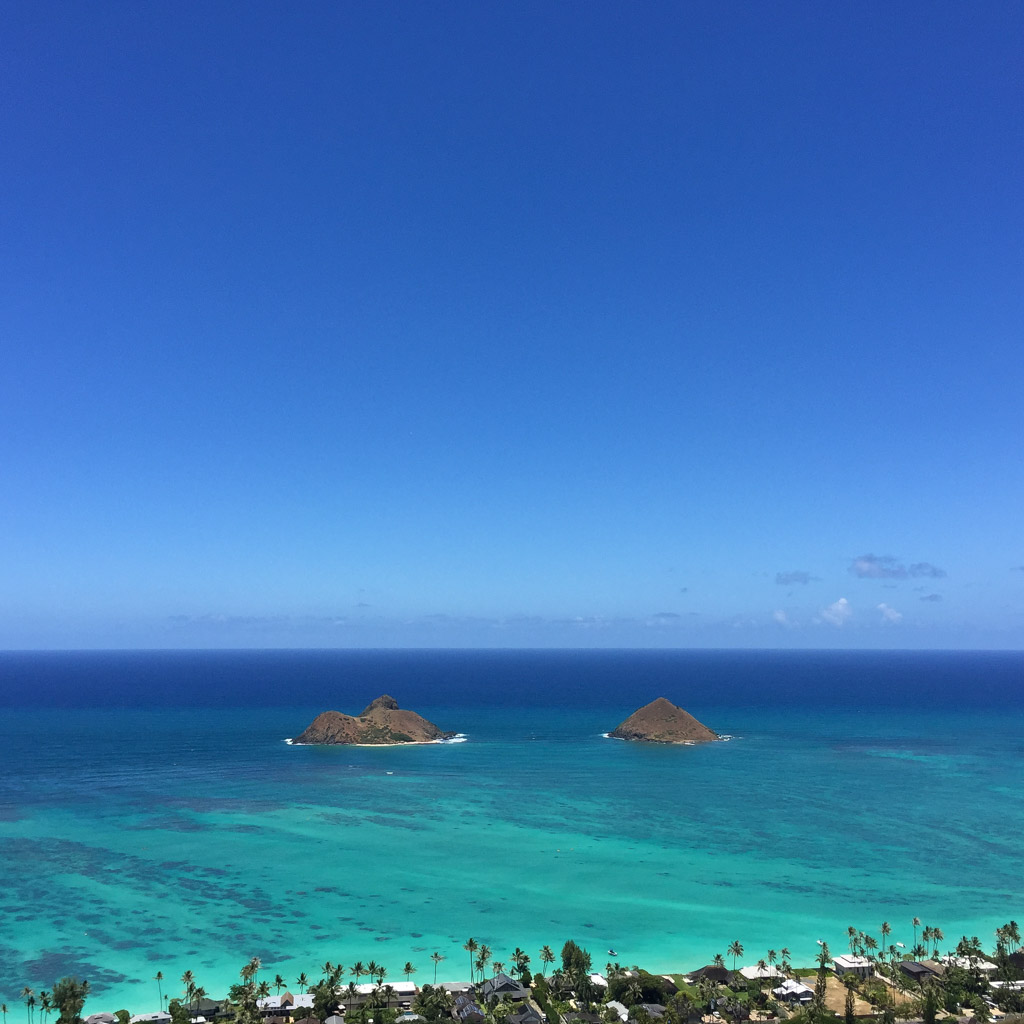 Mokulua Island and Moku Iki