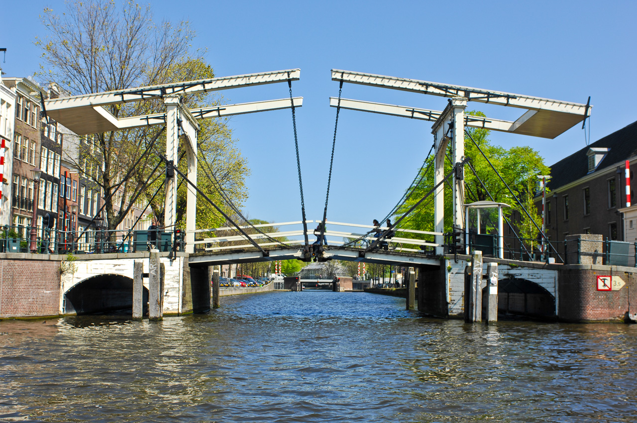 Alte Zugbrücke, "Magere Brug"