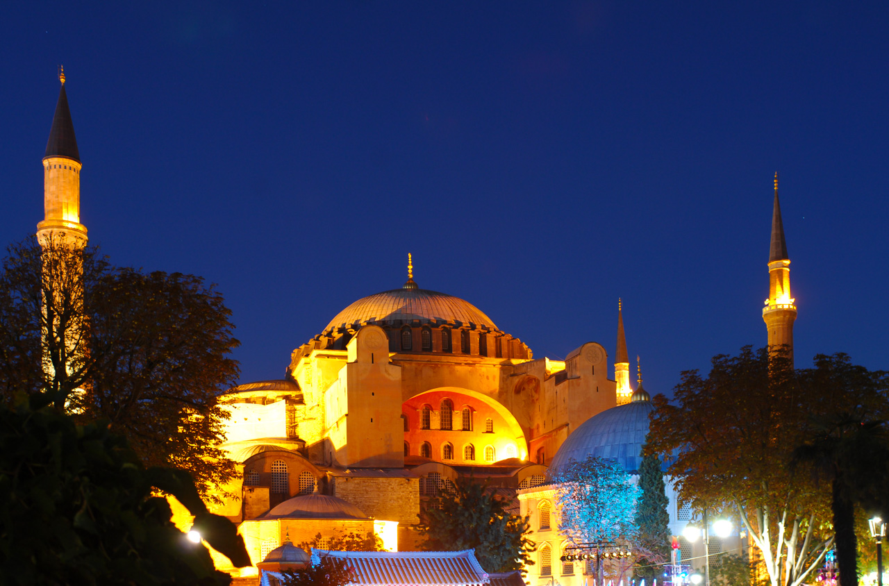 Hagia Sophia at night