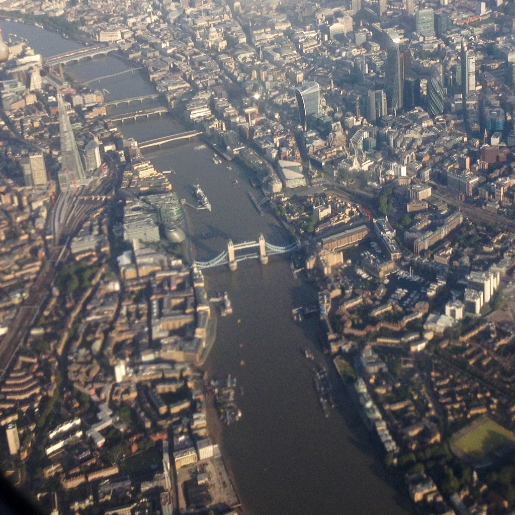 Anflug auf London, Tower Bridge